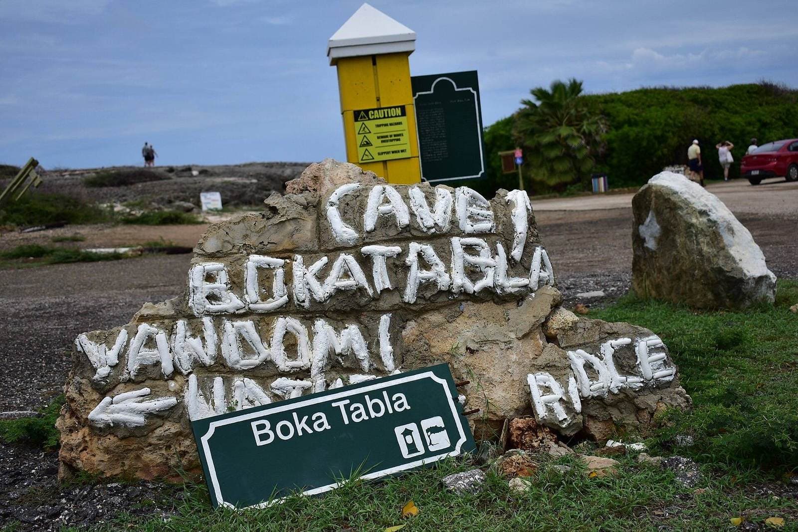Golven in de grot van Boka Tabla, Shete Boka National Park